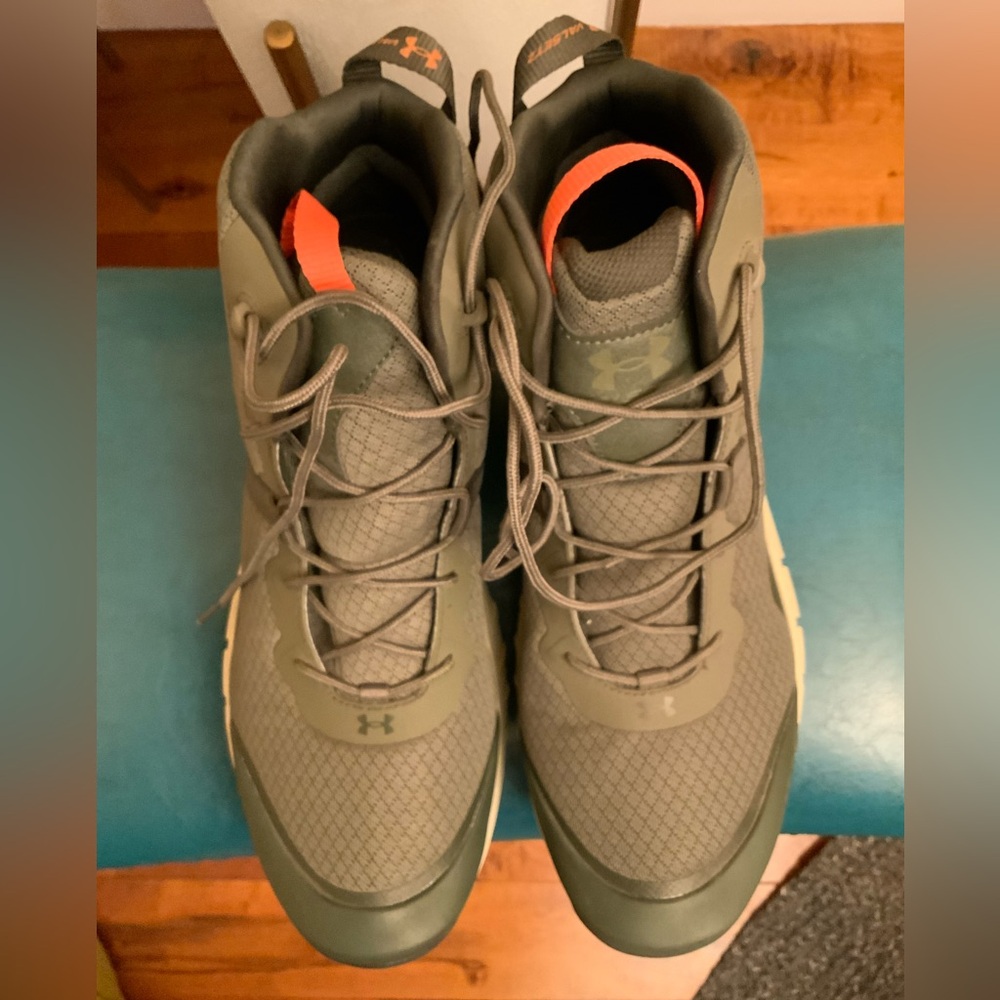 Under Armour Men's Micro G Valsetz Size 13